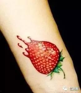 纹身吃瓜博主,揭秘纹身背后的故事与潮流趋势